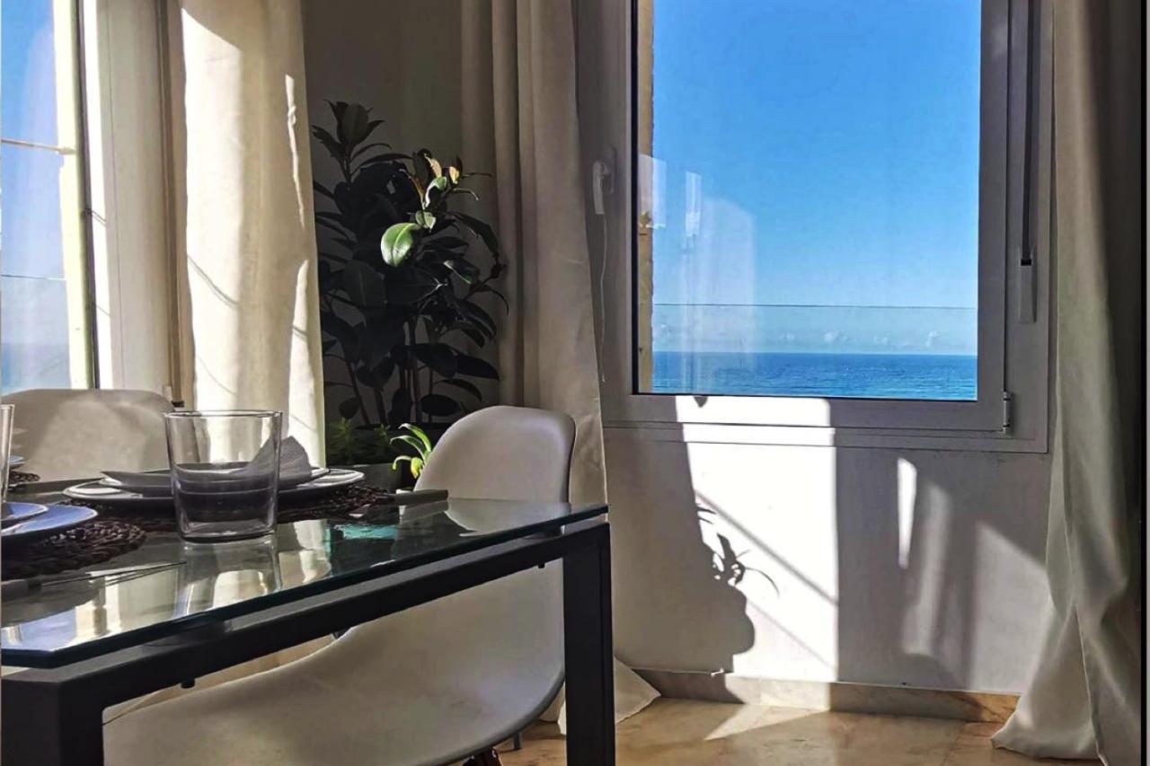 Romantica Vista Al Paseo Maritimo De Apartament